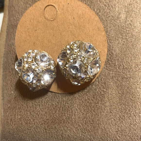 ⭐️*2/$10*⭐️ Clear Crystal Gold and Silver Plated Gem ball earrings-BRAND NEW - Picture 2 of 4